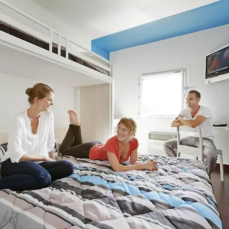 Szálloda Unisotel Ex F1