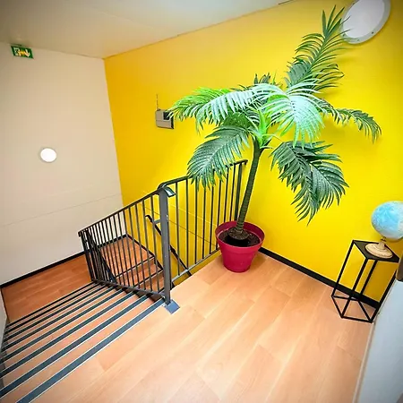 Unisotel Ex F1 Hotel Montauban