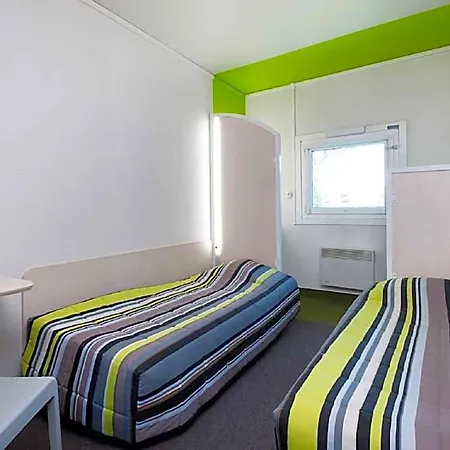 Unisotel Ex F1 Otel Montauban