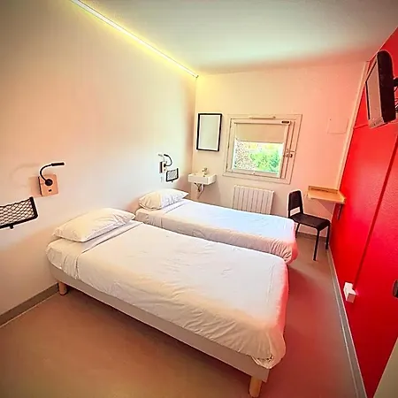 Unisotel Ex F1 Otel Montauban