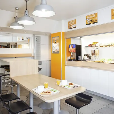 Hotelf1 Hotel Montauban