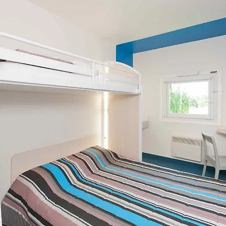 Unisotel Ex F1 Szálloda