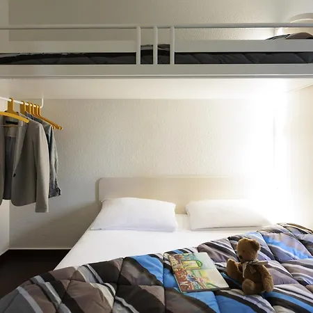 Szálloda Unisotel Ex F1